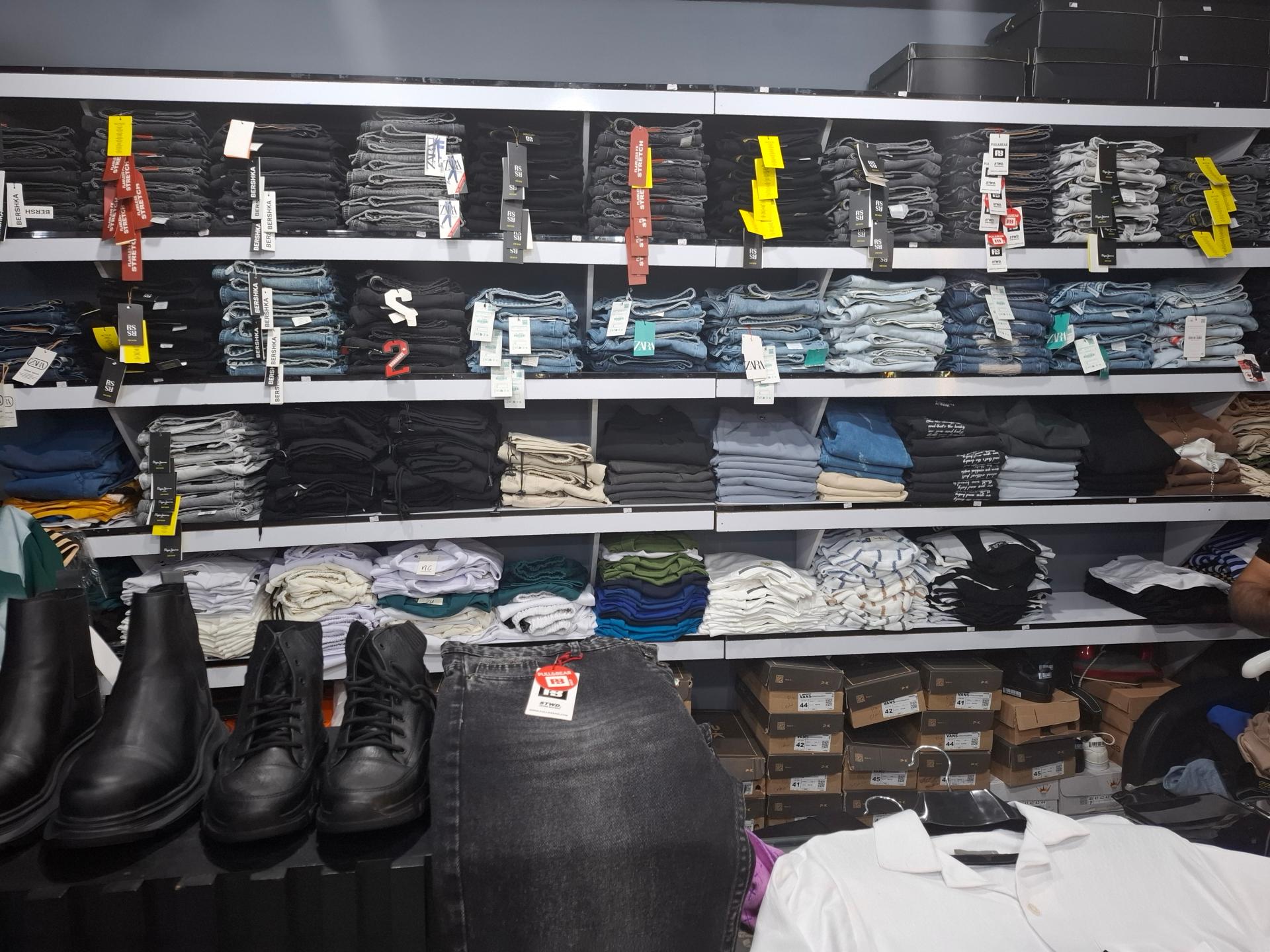 عکس فروشگاه پاندا