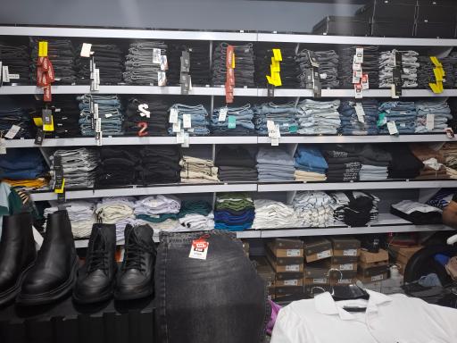 عکس فروشگاه پاندا