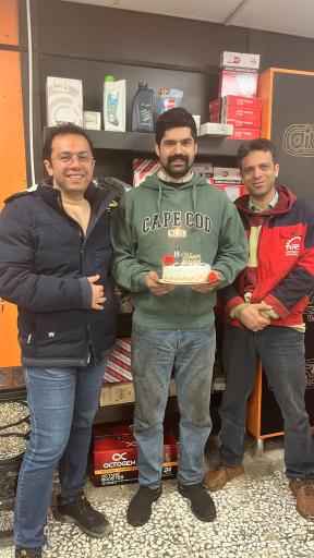 عکس تعویض روغن و اتوسرویس کامل اویل پک