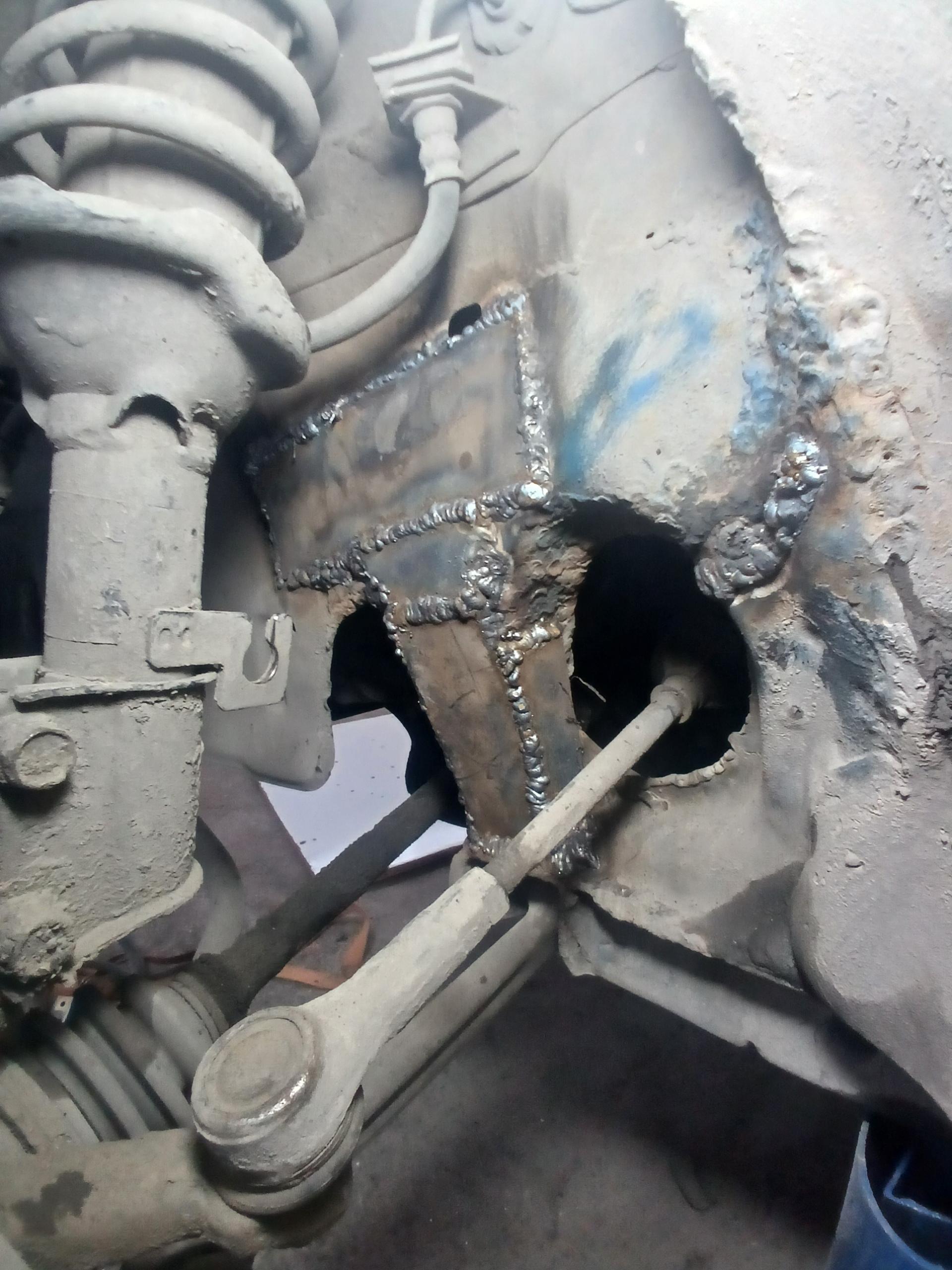 عکس جوش شاسی خودرو co2