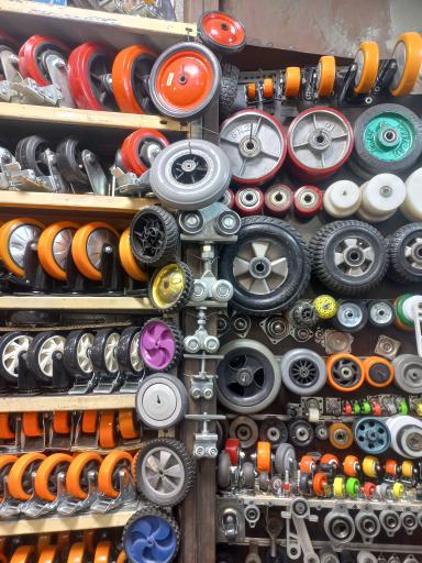 عکس بورس چرخ و قرقره یزد