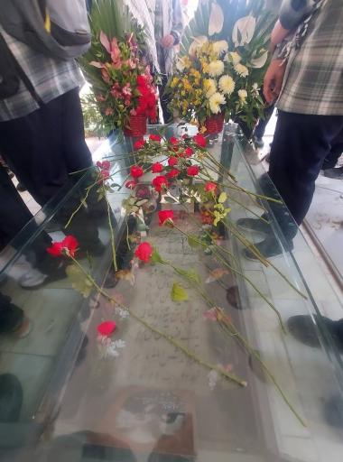 عکس مزار شهید حسین فهمیده