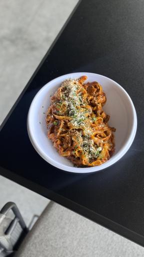 عکس کافه و رستوران آرمانی 