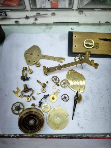 عکس مرکز تعمیر ساعت باقری