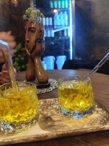 عکس کافه جی بار