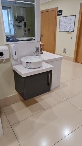 عکس بیمارستان نیکان سپید