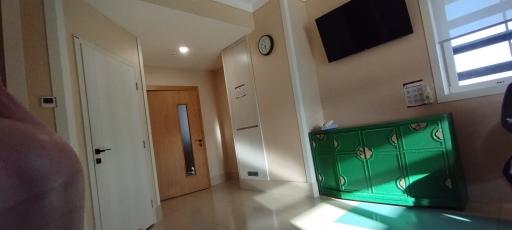 عکس بیمارستان نیکان سپید