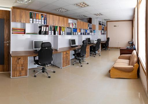 عکس ساختمان مرکزی گروه باما