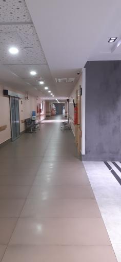 عکس بیمارستان نیکان سپید