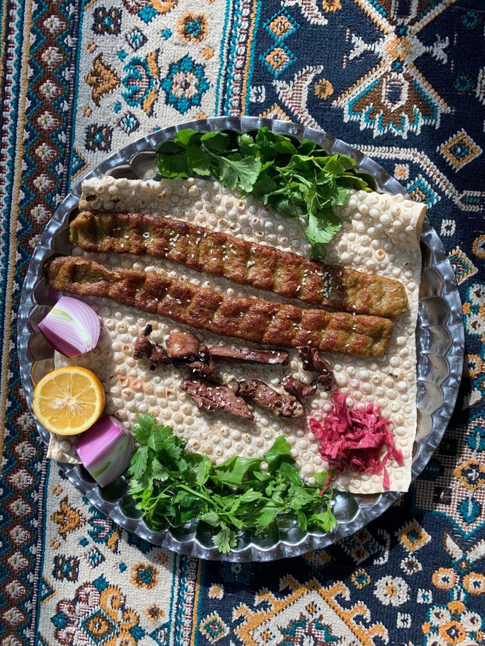 عکس کبابی و جگرکی دوقلوها