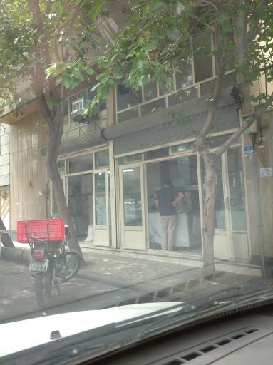 نانوایی لواشی