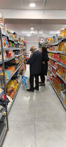 عکس فروشگاه زنجیره ای افق کوروش 