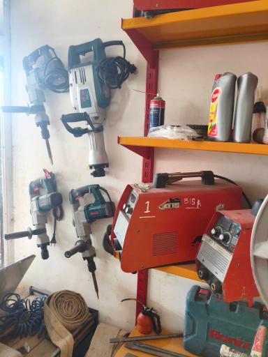 عکس خدمات فنی و ساختمانی کاسپین تاو