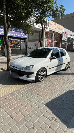 عکس کاراپشن نمایندگی اپشن خودرو