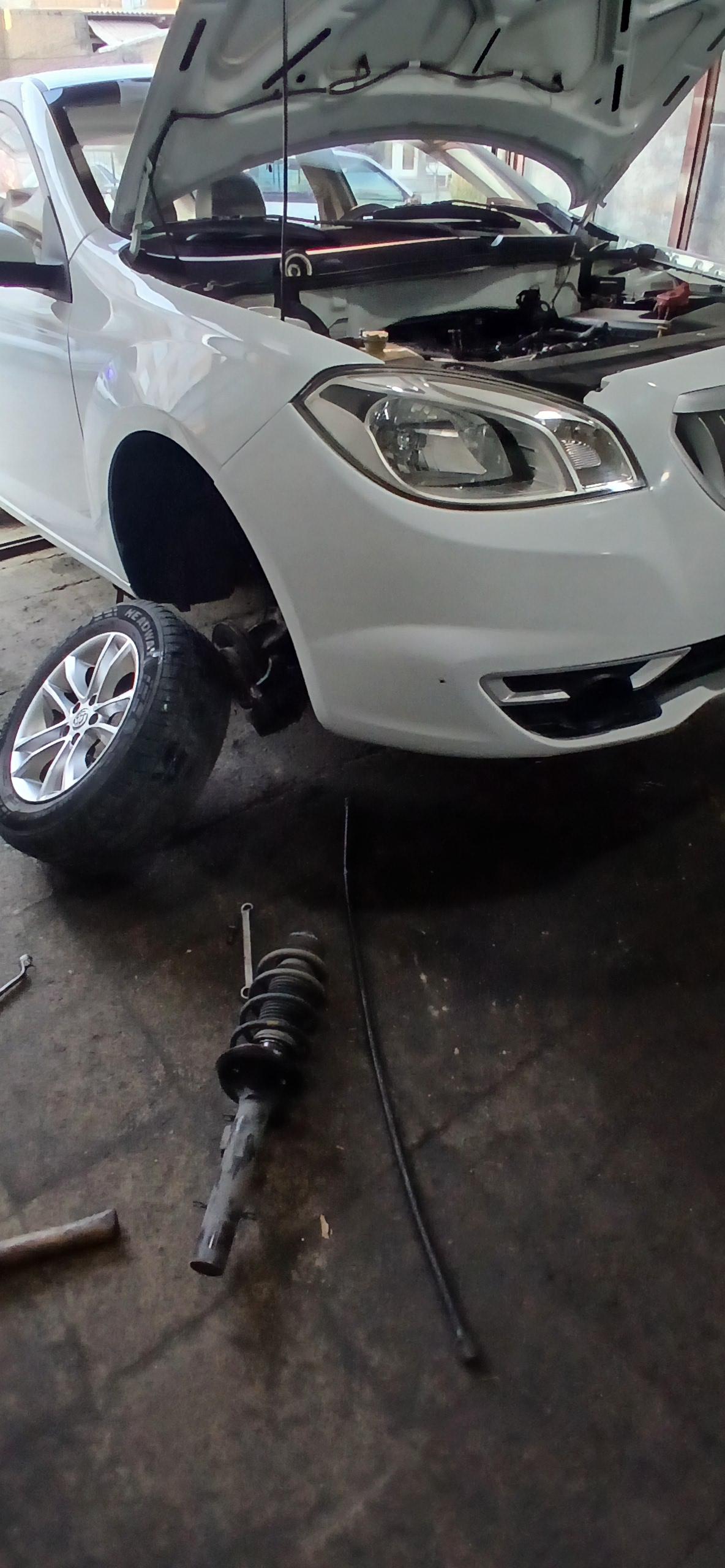 عکس جلوبندی و کمک فنرسازی ابوالفضل