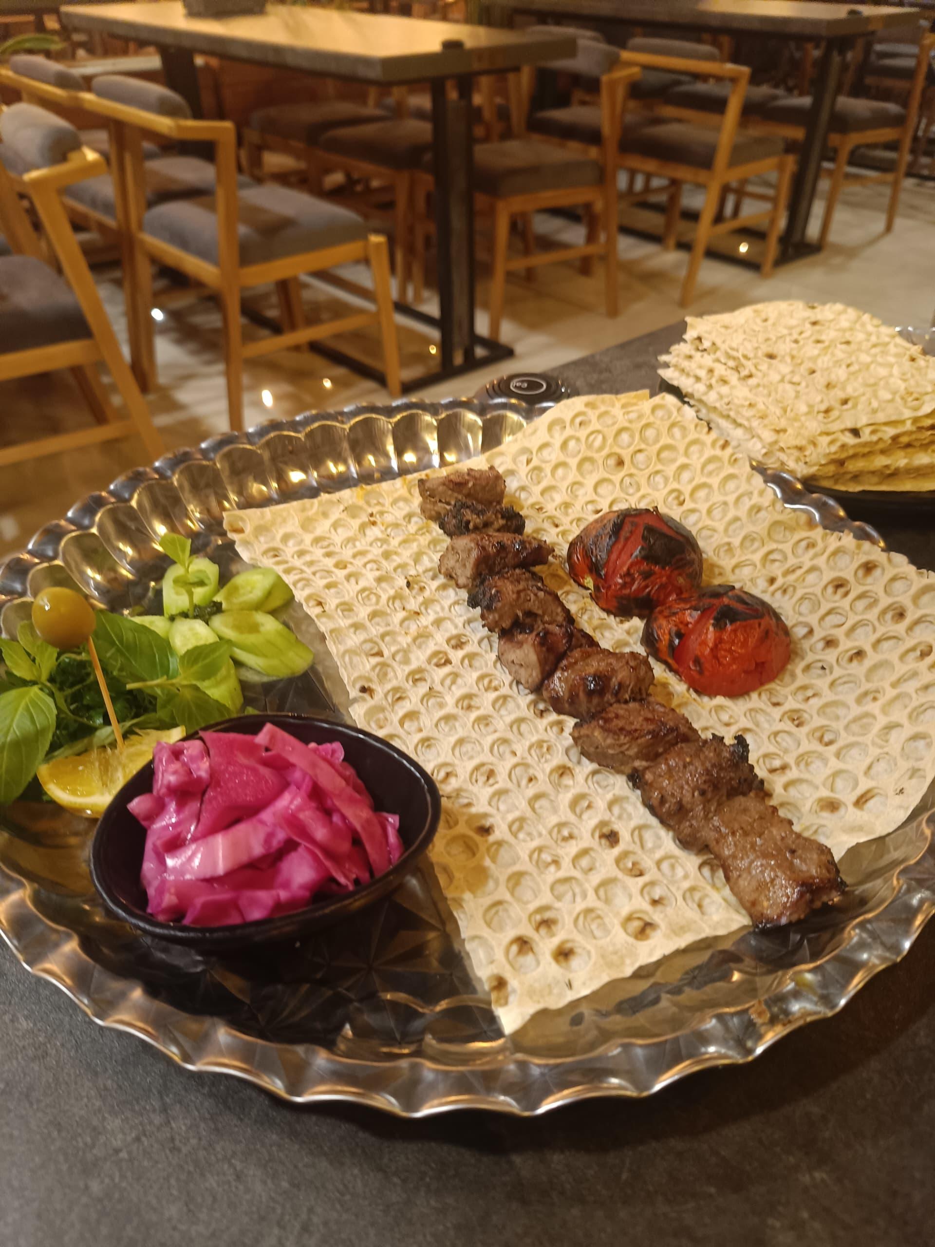 عکس فودهال سیمرغ