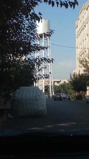 عکس میدان منبع آب