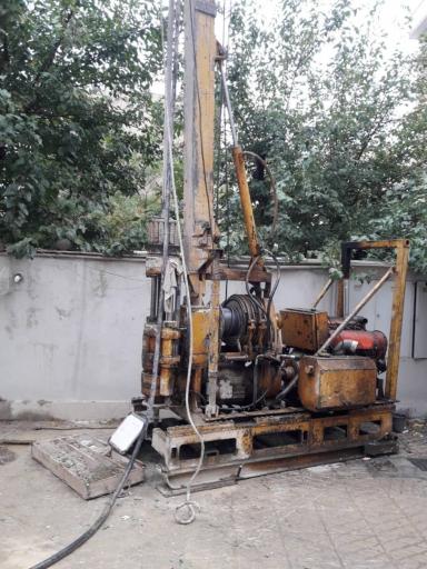 عکس آزمایشگاه خاک آزمایش بتن جوش میلگرد فورجینگ (هامون خاک)