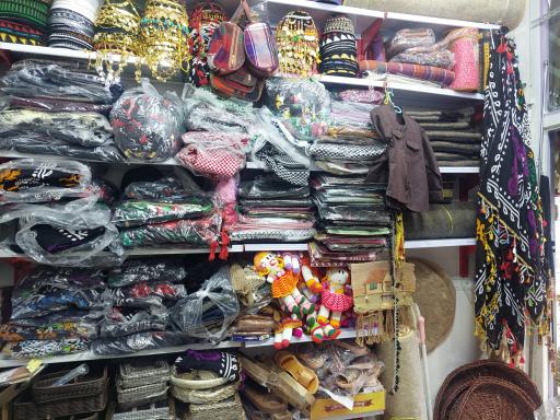 عکس بازارچه مرزی پاوه