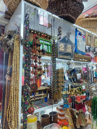 عکس بازارچه مرزی پاوه