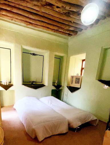 اقامتگاه سنتی دال