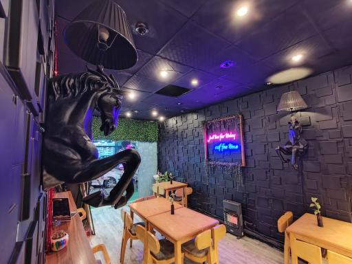 عکس کافه هاوش