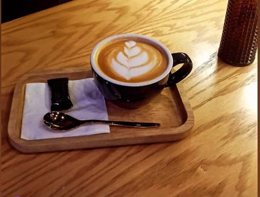 عکس کافه هاوش