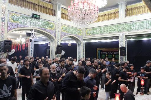 عکس حسینیه مالواجردی های مقیم مرکز