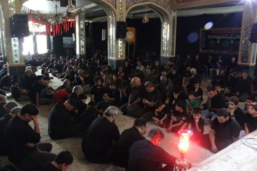 عکس حسینیه مالواجردی های مقیم مرکز