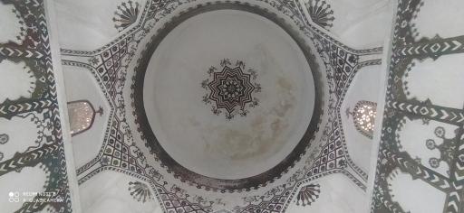 عکس آرامگاه سید غلام رسول