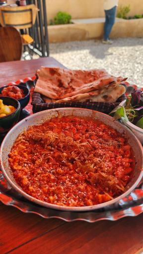 عکس املت بار سنتی زندیه(دیزی اصیل ایرانی)