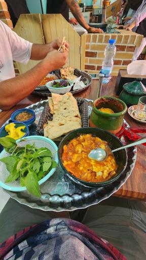 عکس املت بار سنتی زندیه(دیزی اصیل ایرانی)