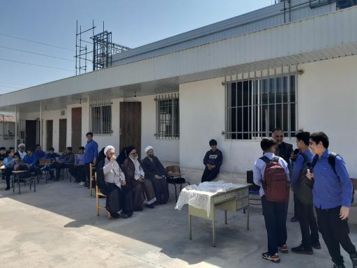 عکس دبیرستان علوم و معارف اسلامی صدرا