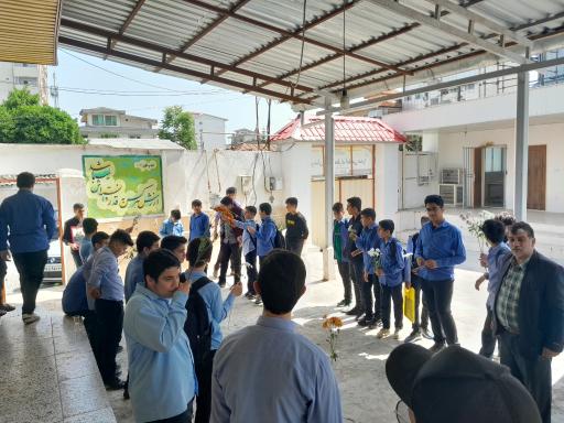 عکس دبیرستان علوم و معارف اسلامی صدرا