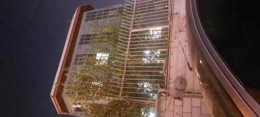 عکس ساختمان فانوس