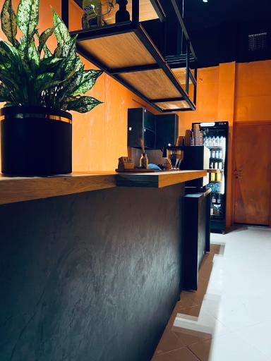 عکس کافه نارنجی