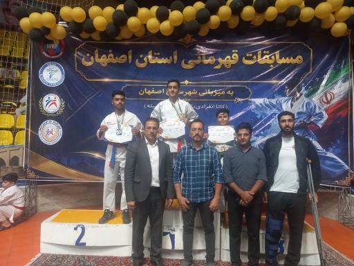 عکس ورزشگاه پیروزی