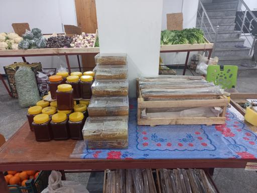 عکس ارزان سرای میوه و تره بار رحمان ترکه