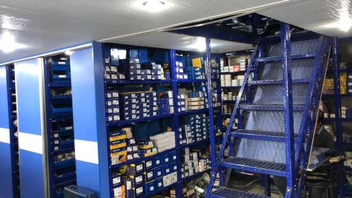 عکس فروشگاه ایساکو دلیران