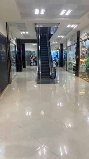 عکس مرکز خرید هیرکان