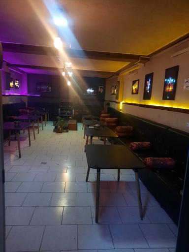 عکس قهوه خانه چایخانه سفره خانه دودکش