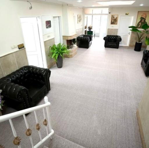 عکس سالن مطالعه دخترانه فرهنگ و اندیشه