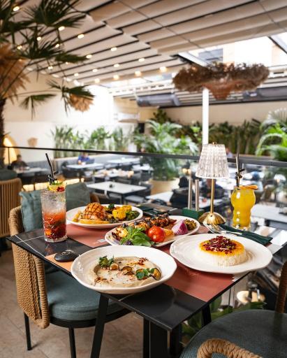 عکس کافه رستوران تورو تورو