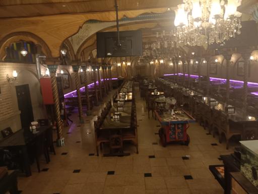 عکس رستوران سنتی یادگاری