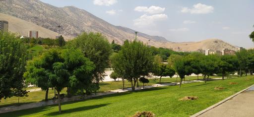 عکس پارک زیبا کنار