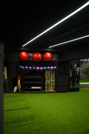 عکس باشگاه بدنسازی فیت لند