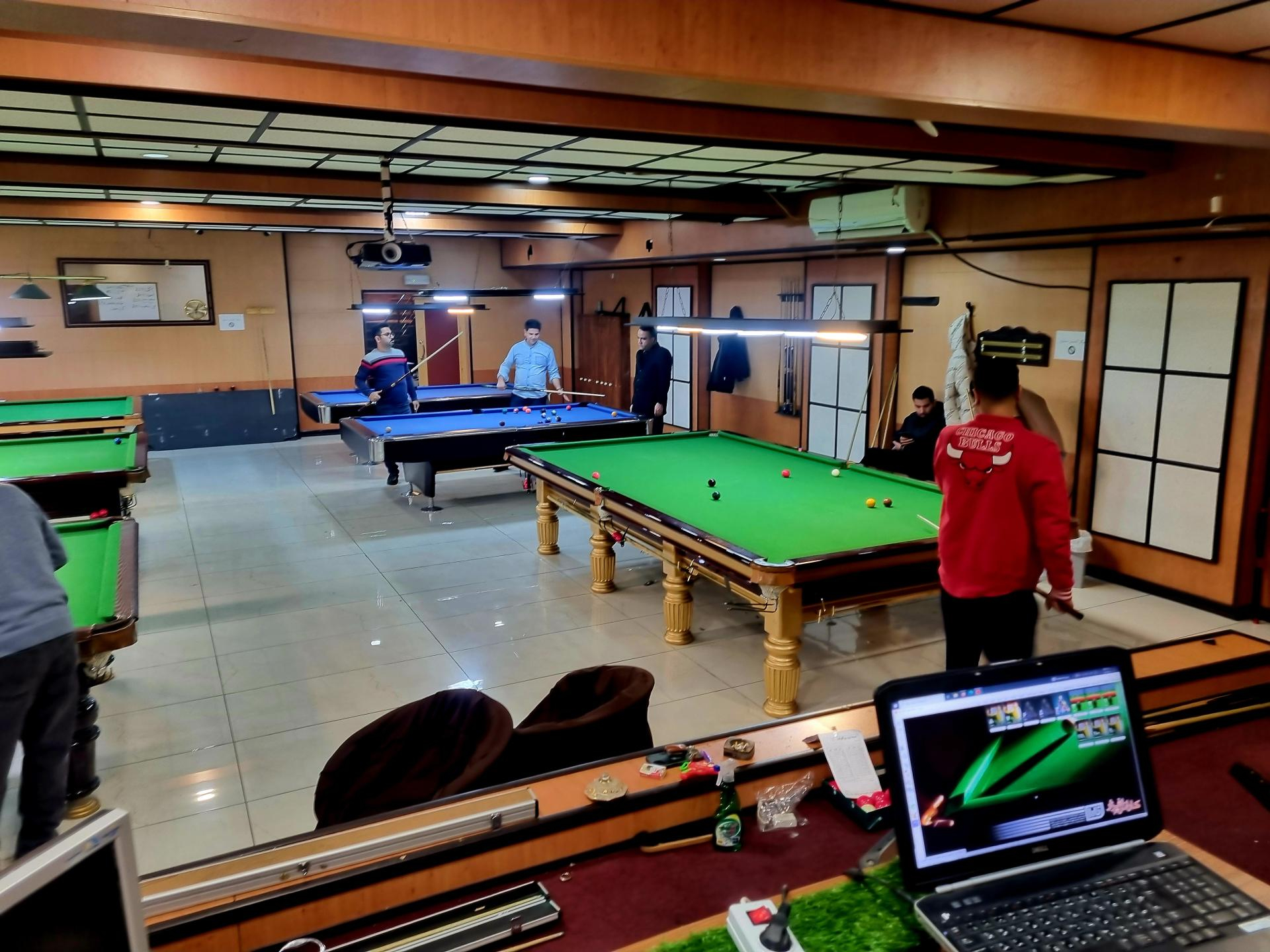 عکس بیلیارد لانگ شات