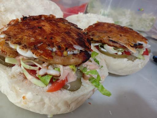 ساندویچ نون و نمک 