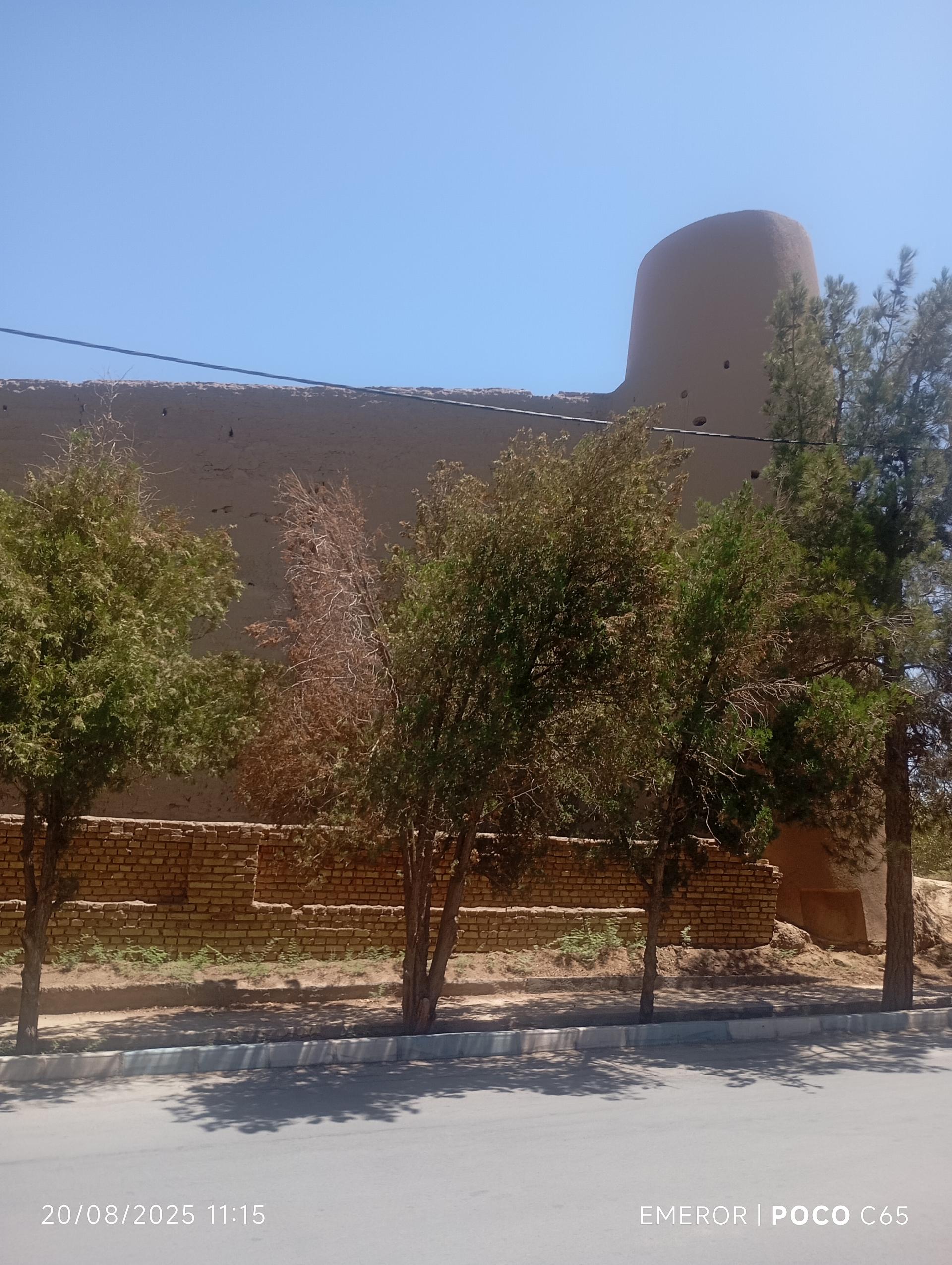 عکس قلعه بارجین