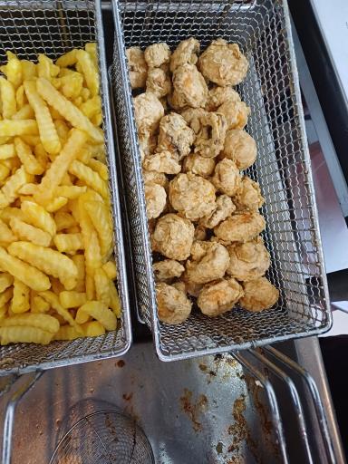 عکس چیکن فود